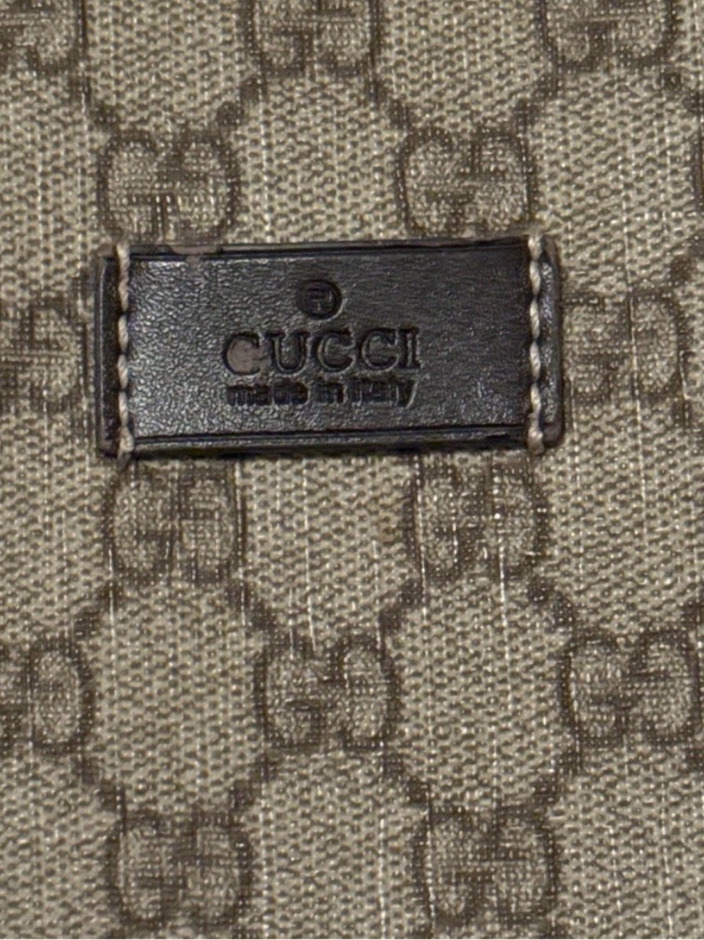 Gucci Beige GG Canvas Tote with Dark Brown Leather Trim - Picture 2 of 7